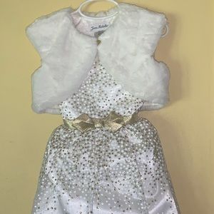 Girls Holiday Dress Gold / White 5T
Jona Michelle